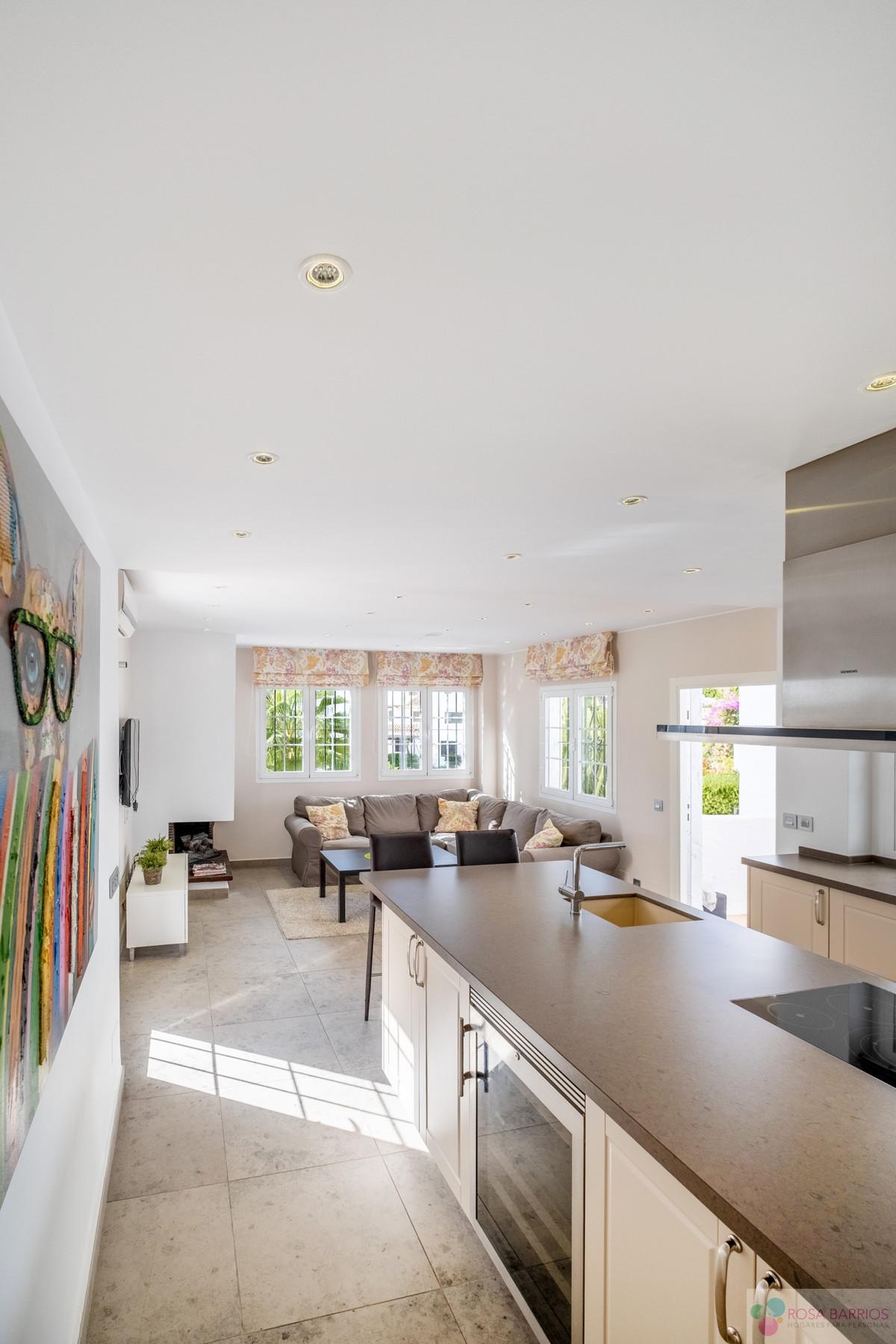 Zu verkaufen von appartement in
 Nueva Andalucía
