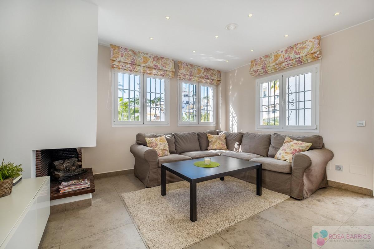 Zu verkaufen von appartement in
 Nueva Andalucía