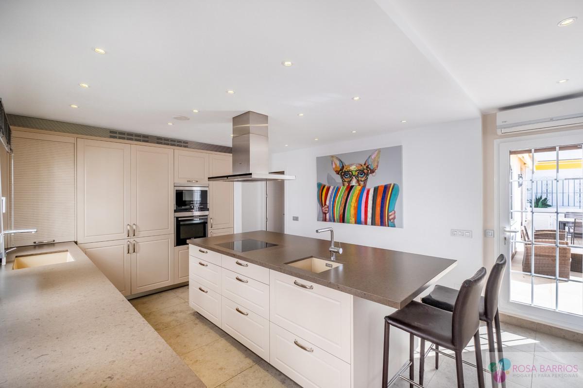 Zu verkaufen von appartement in
 Nueva Andalucía