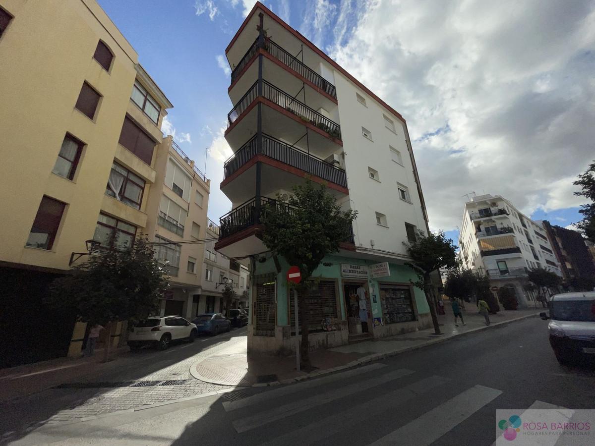 Venta de local comercial en Estepona