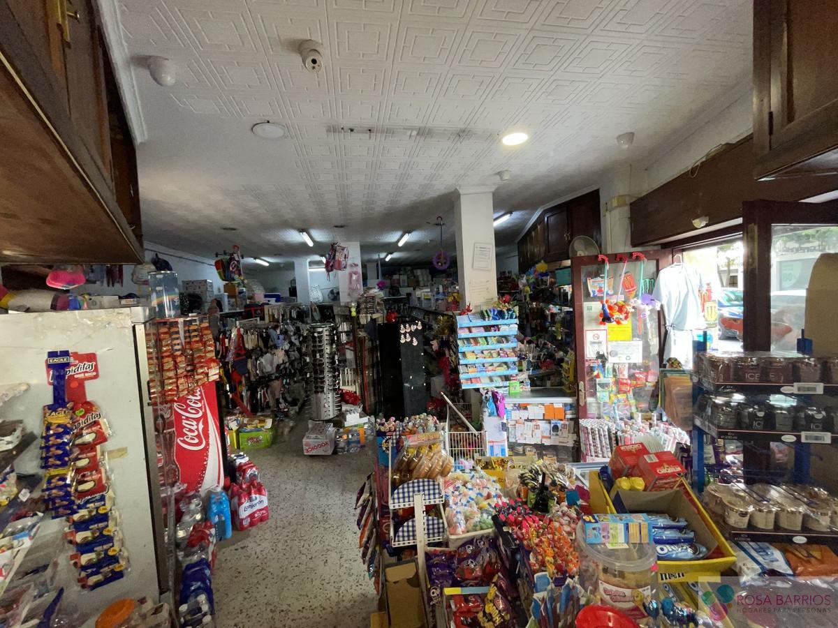 Venta de local comercial en Estepona