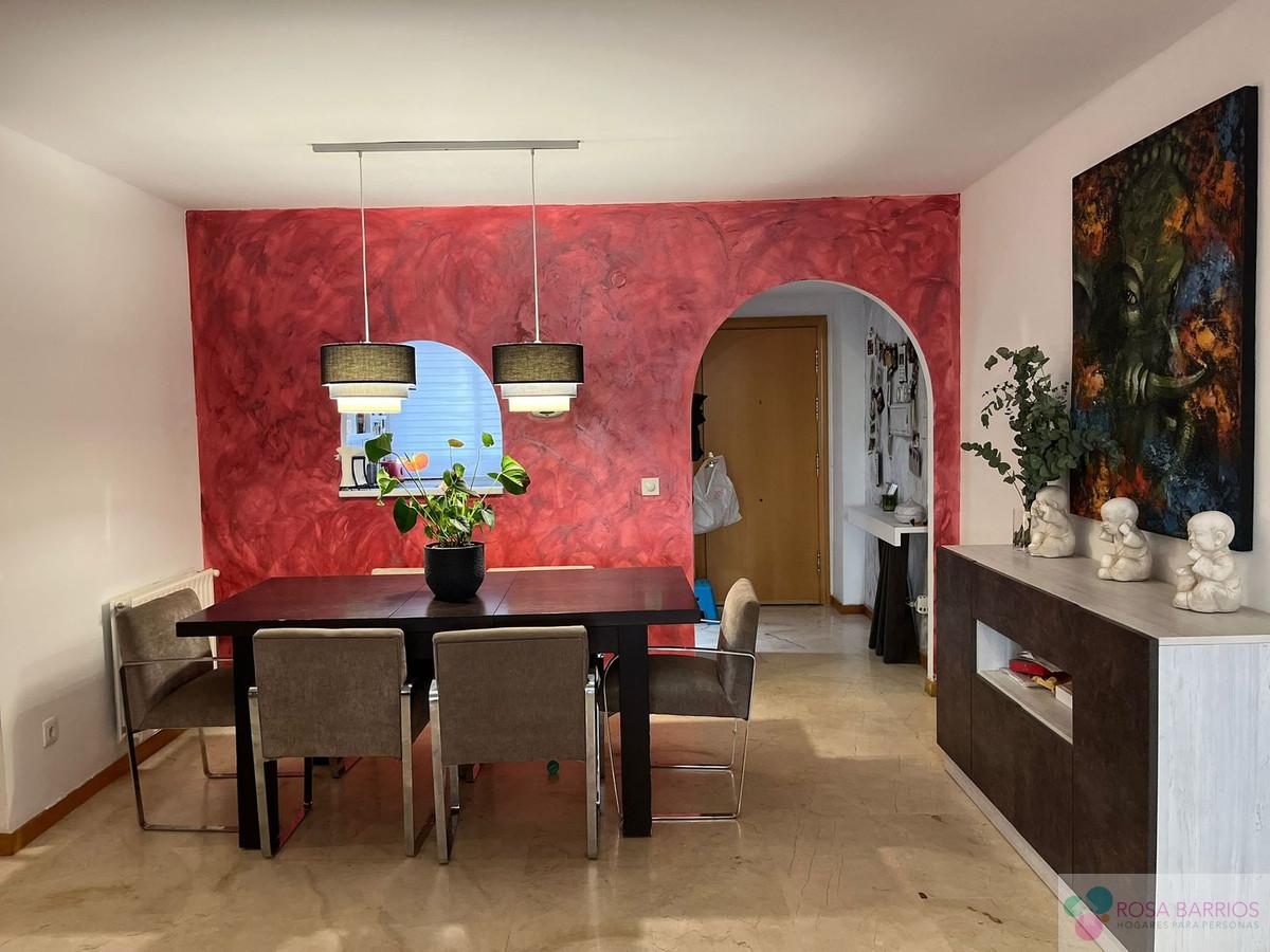 For sale of apartment in Guadalmina Alta
