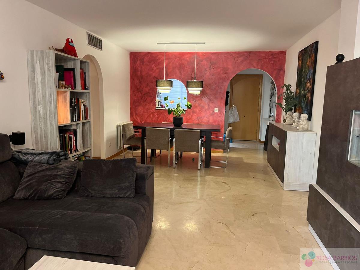 For sale of apartment in Guadalmina Alta