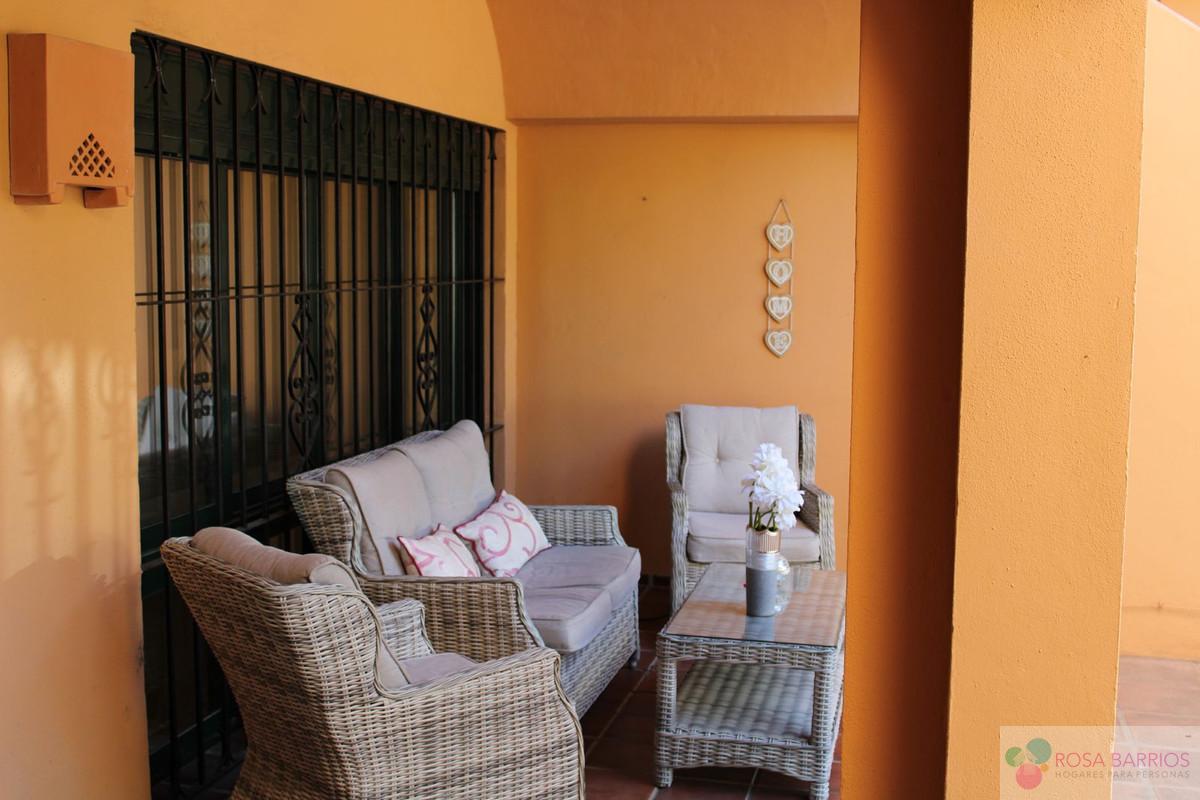 For sale of apartment in Estepona