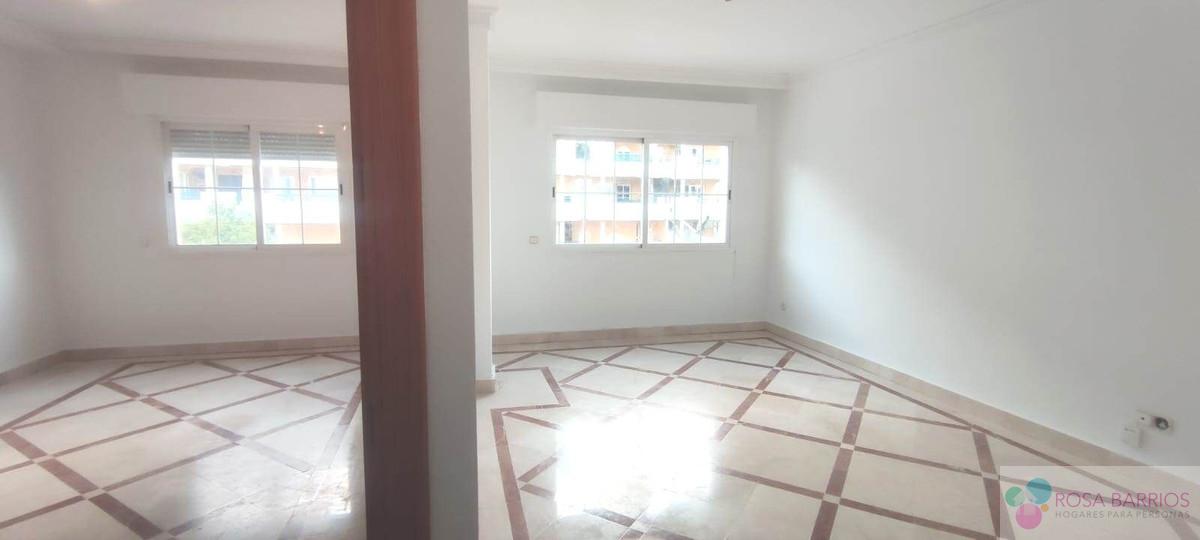 Zu verkaufen von appartement in
 Nueva Andalucía