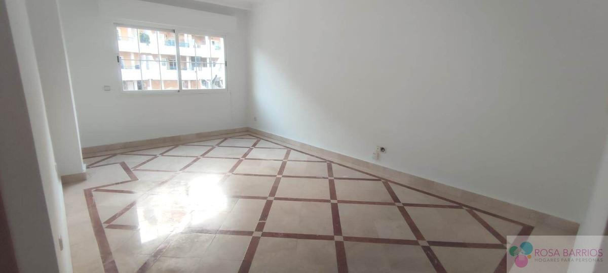 Zu verkaufen von appartement in
 Nueva Andalucía