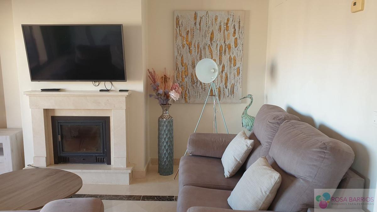 For sale of villa in Estepona