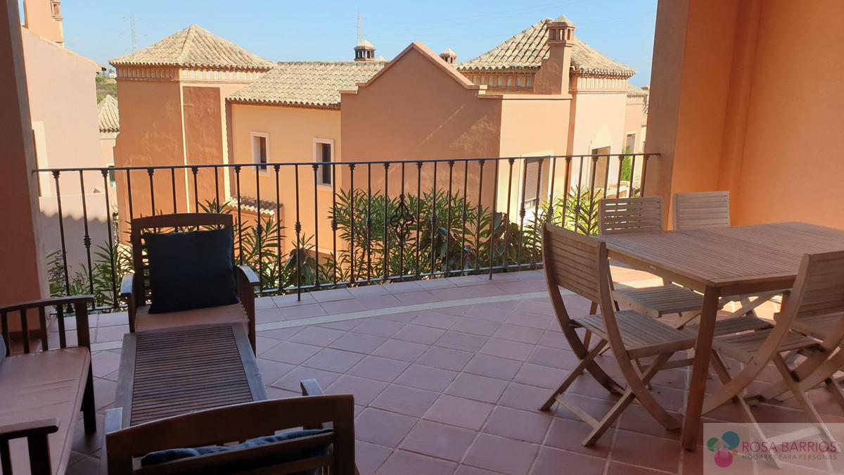 For sale of villa in Estepona