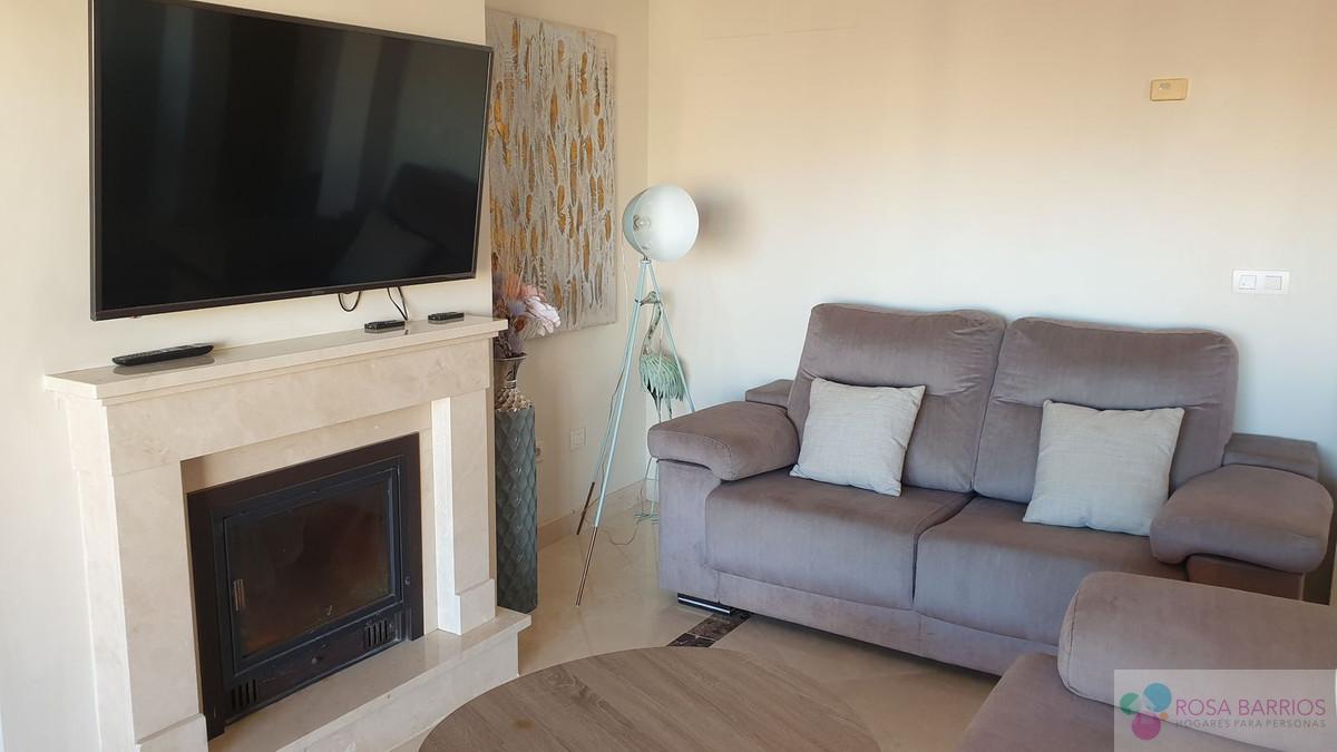 For sale of villa in Estepona