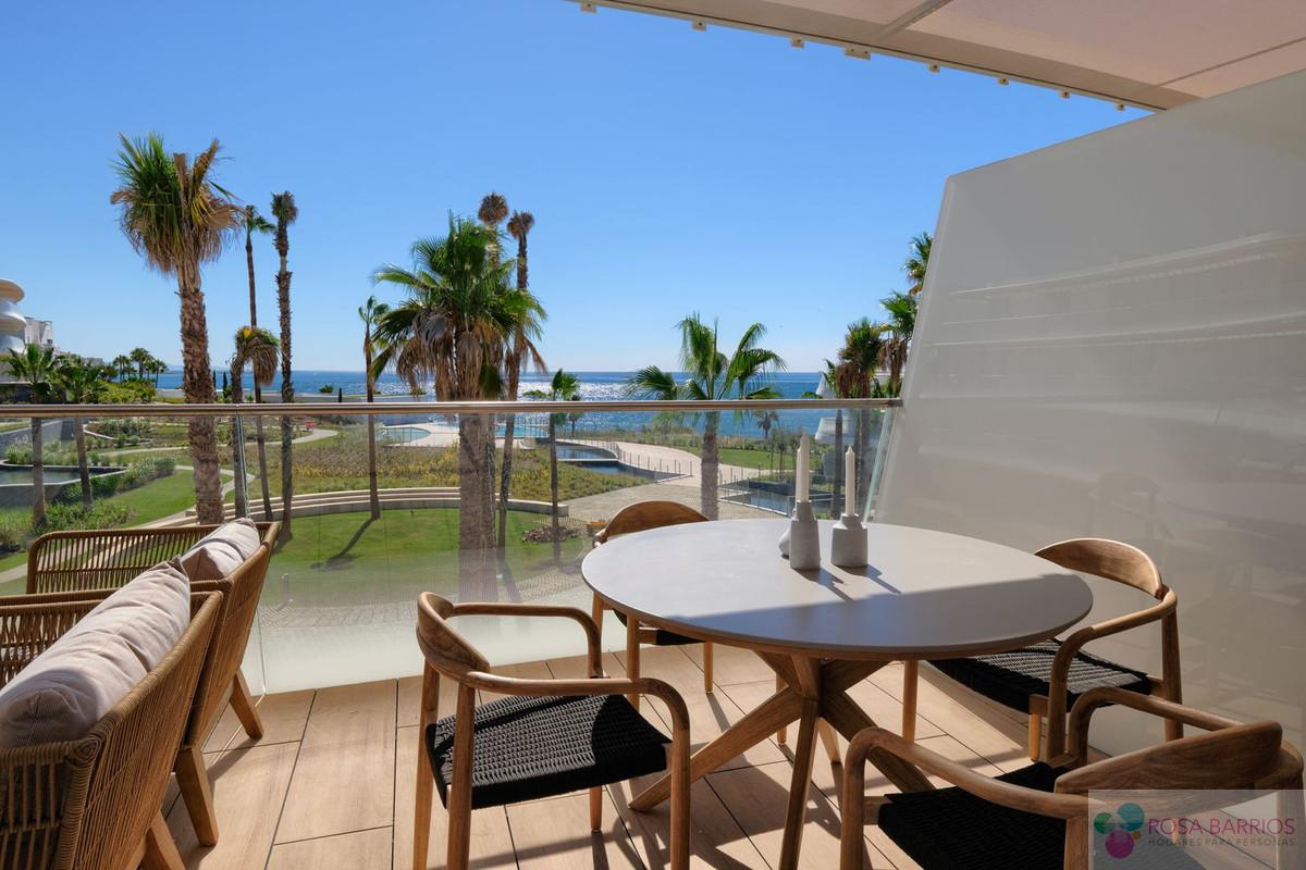 For sale of apartment in Estepona