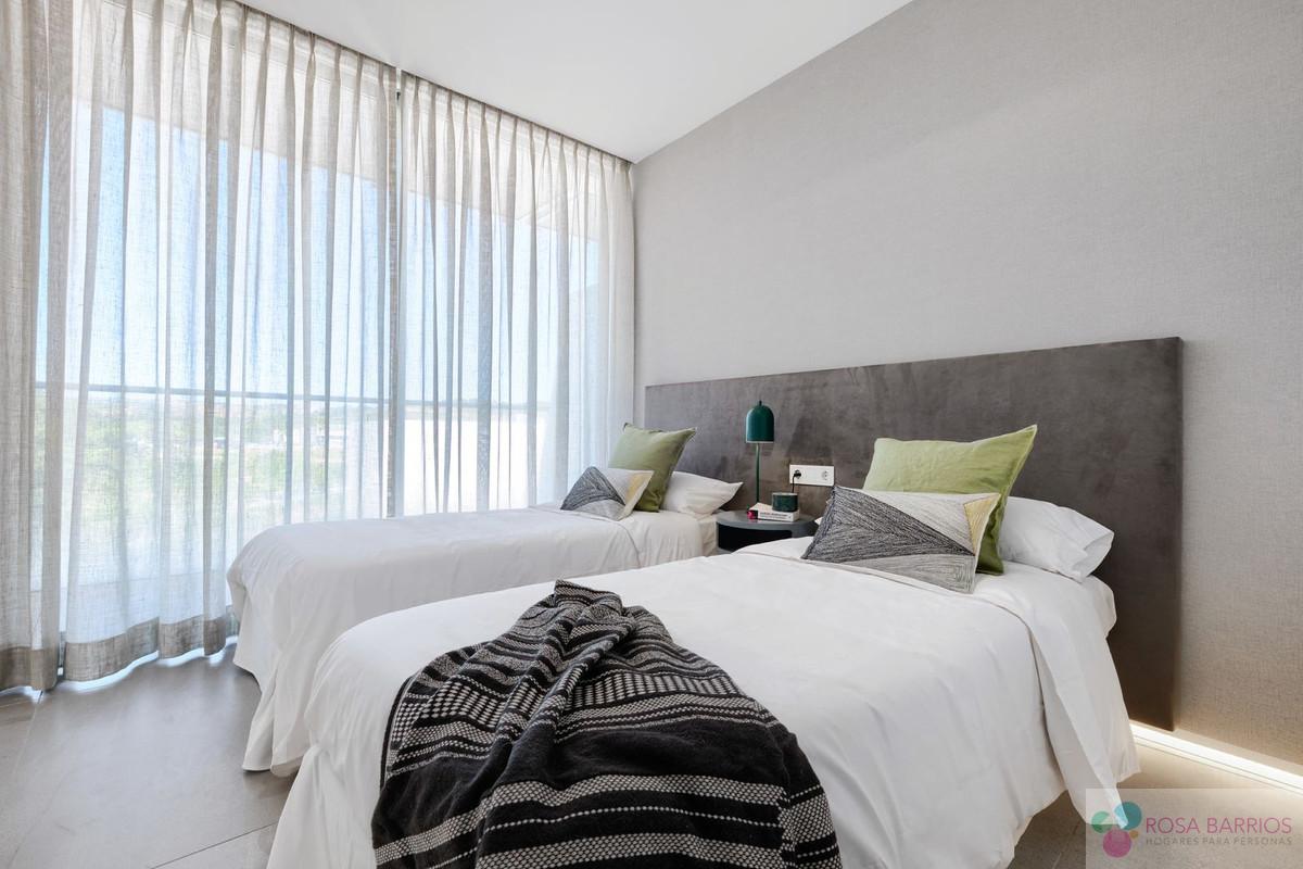 For sale of apartment in Estepona