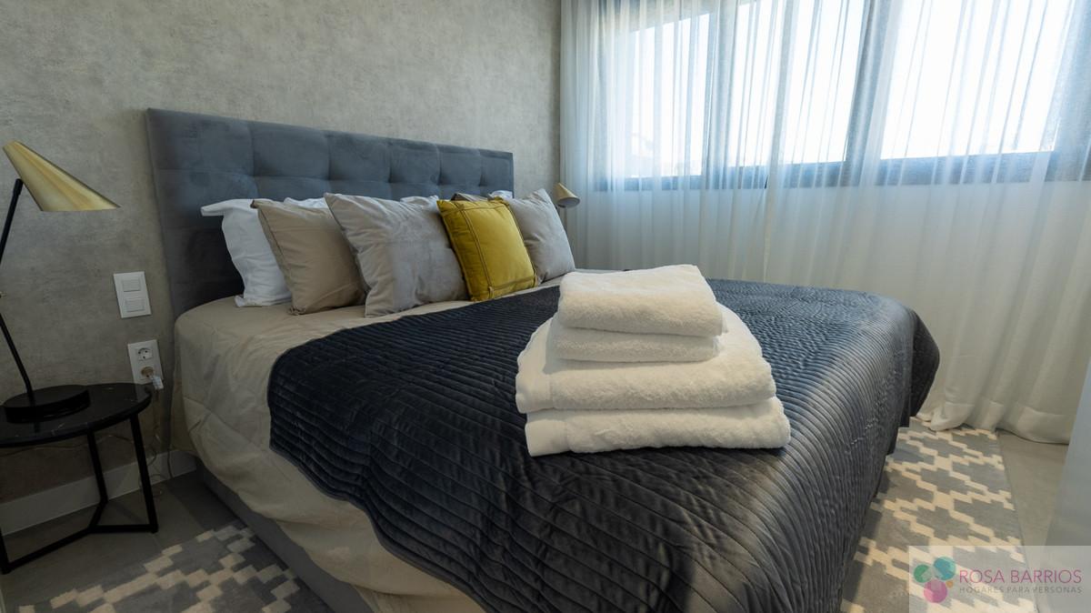 For sale of penthouse in Estepona