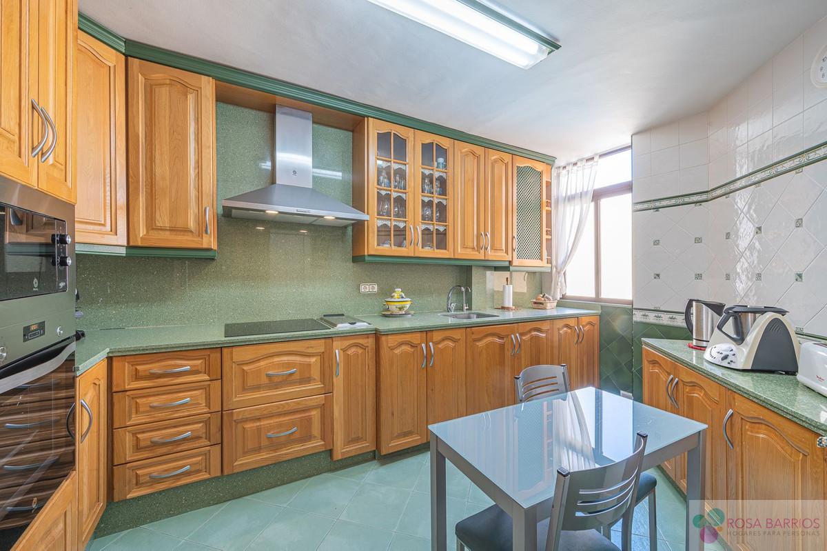 For sale of apartment in Estepona