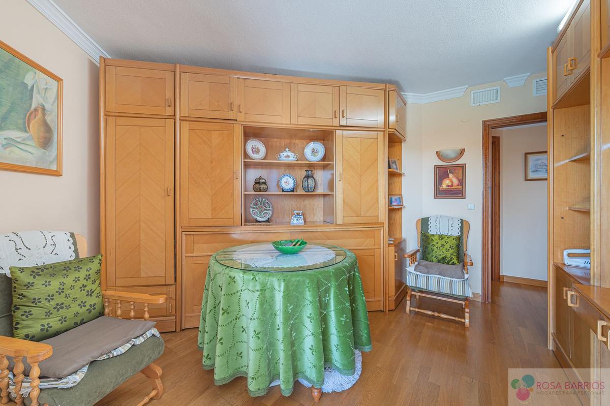 For sale of apartment in Estepona