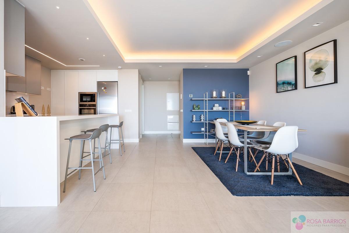 For sale of apartment in Nueva Andalucía