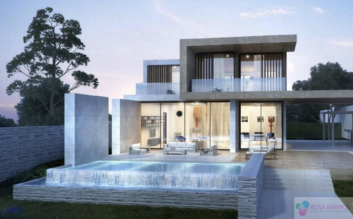 Zu verkaufen von villa in
 Estepona