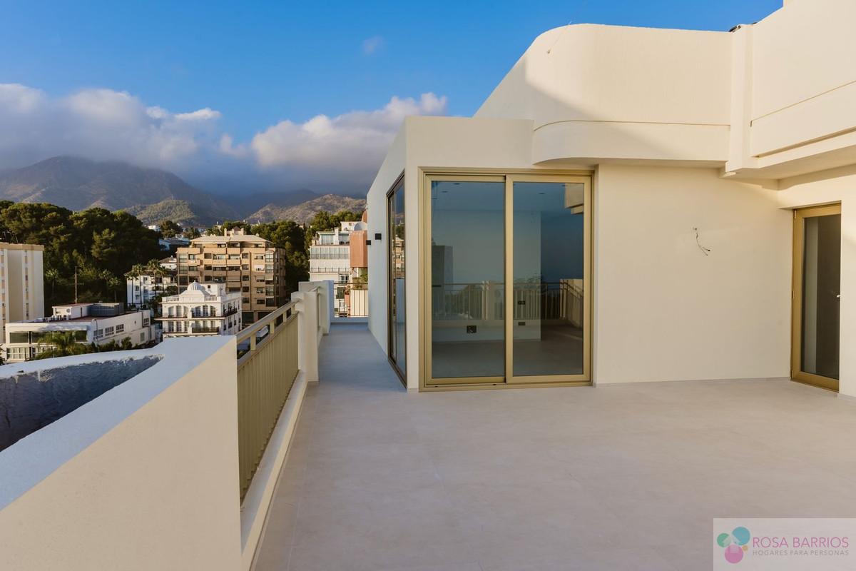 For sale of penthouse in Marbella
