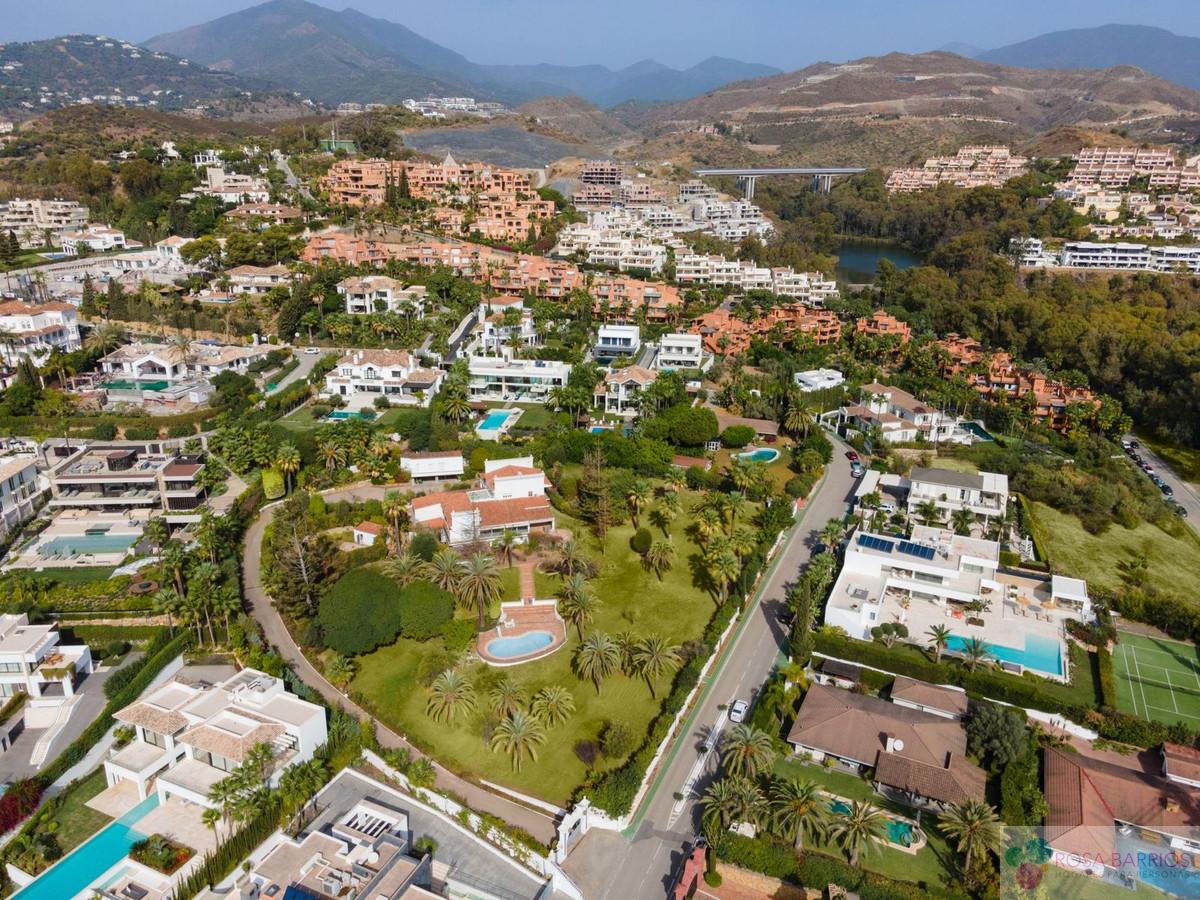 For sale of land in Estepona