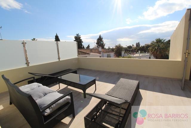 Venta de villa en Nueva Andalucía