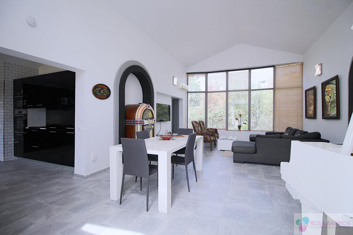 For sale of villa in Marbella