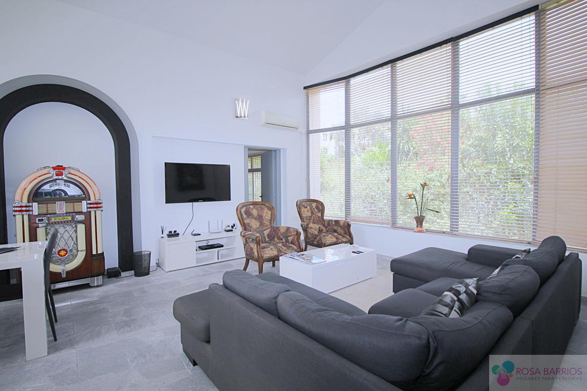For sale of villa in Marbella