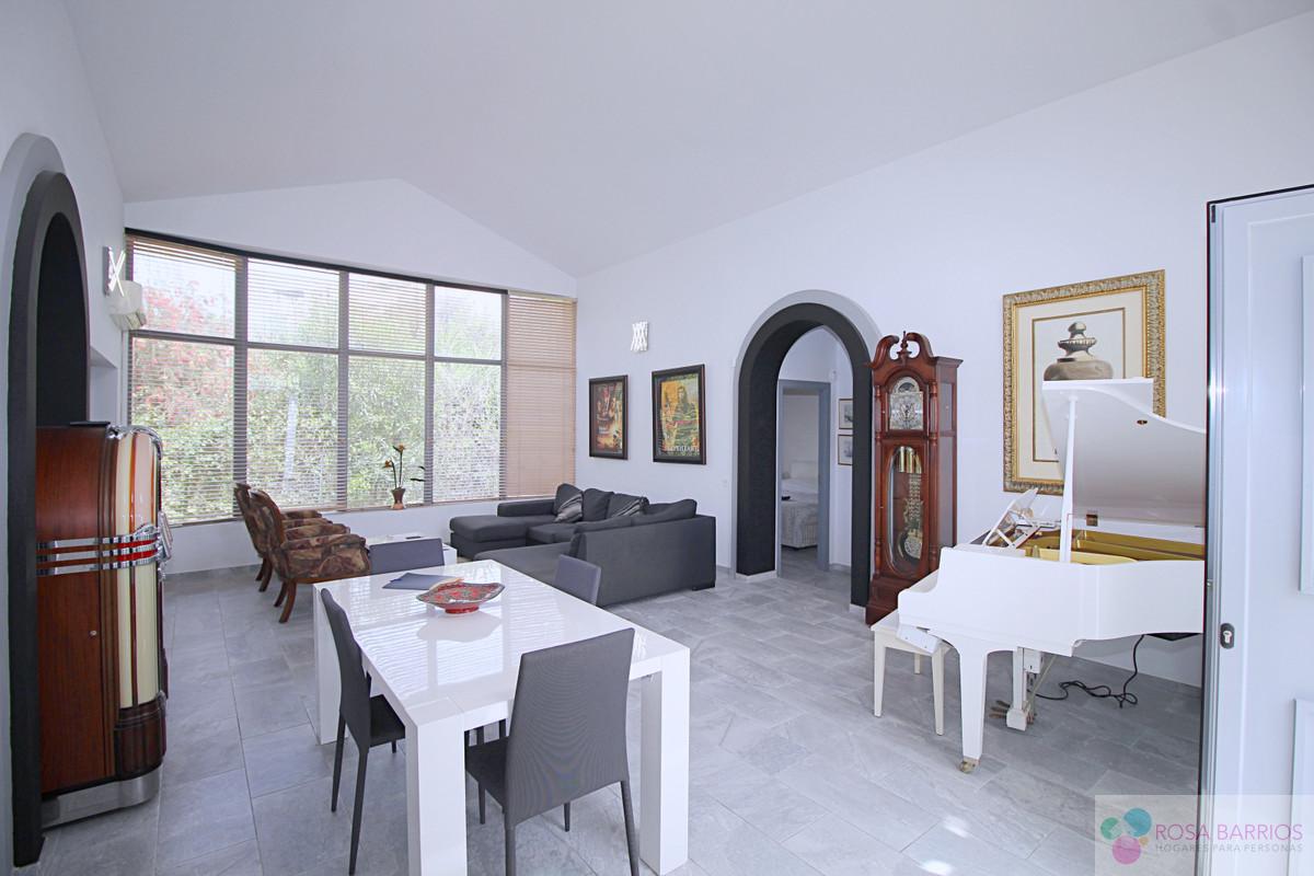 For sale of villa in Marbella