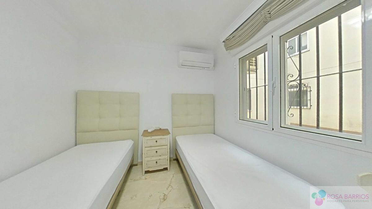 For sale of apartment in Marbella