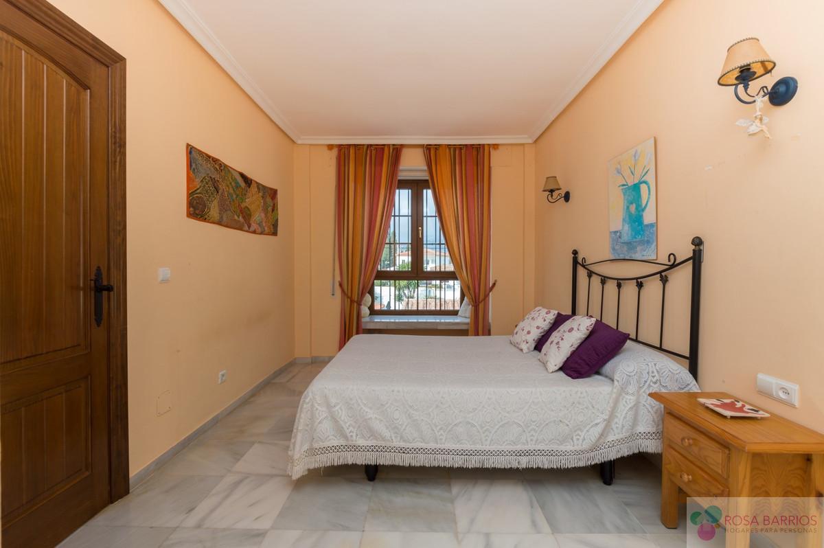 Venta de villa en Nueva Andalucía
