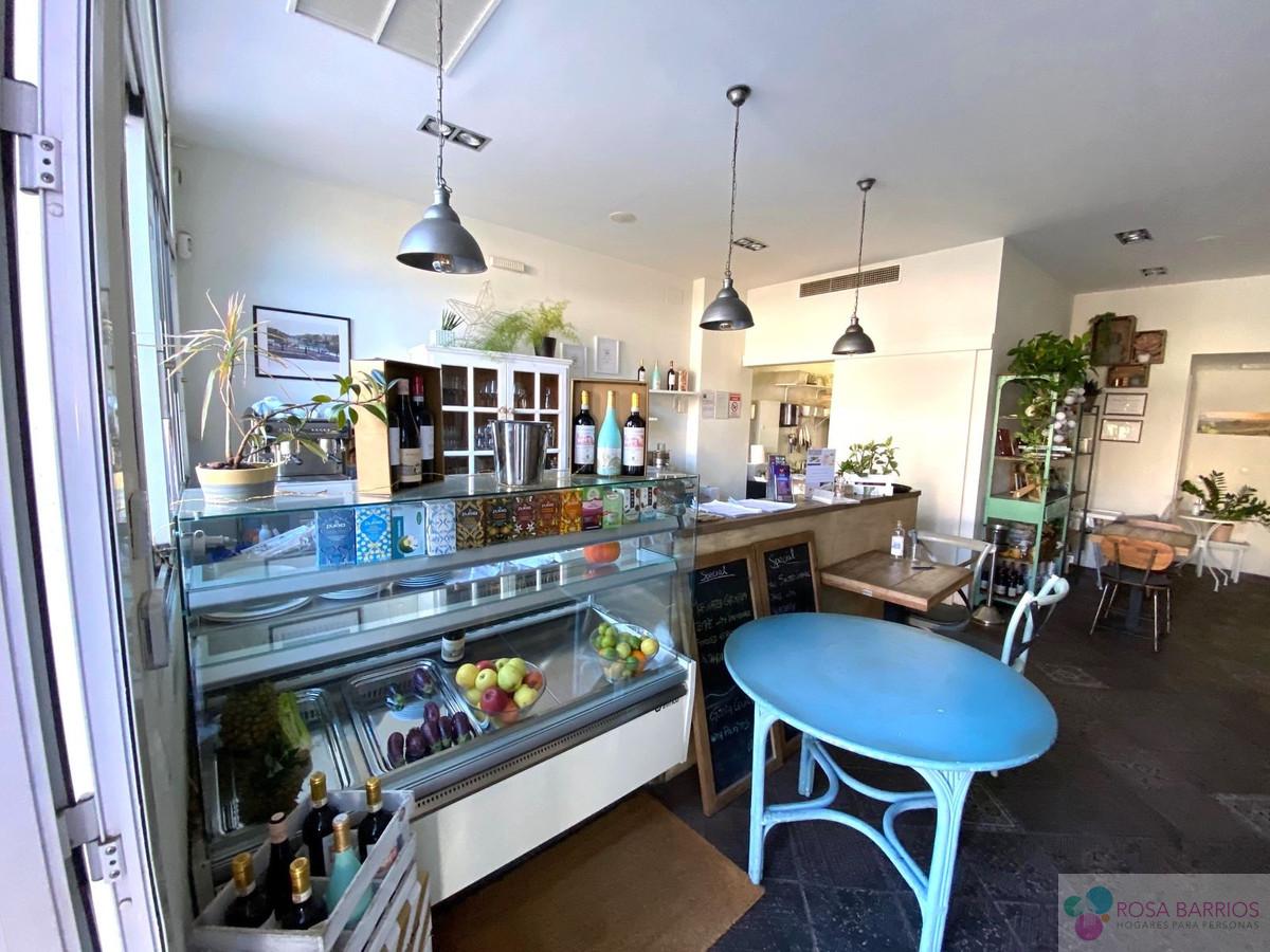 For sale of commercial in Marbella