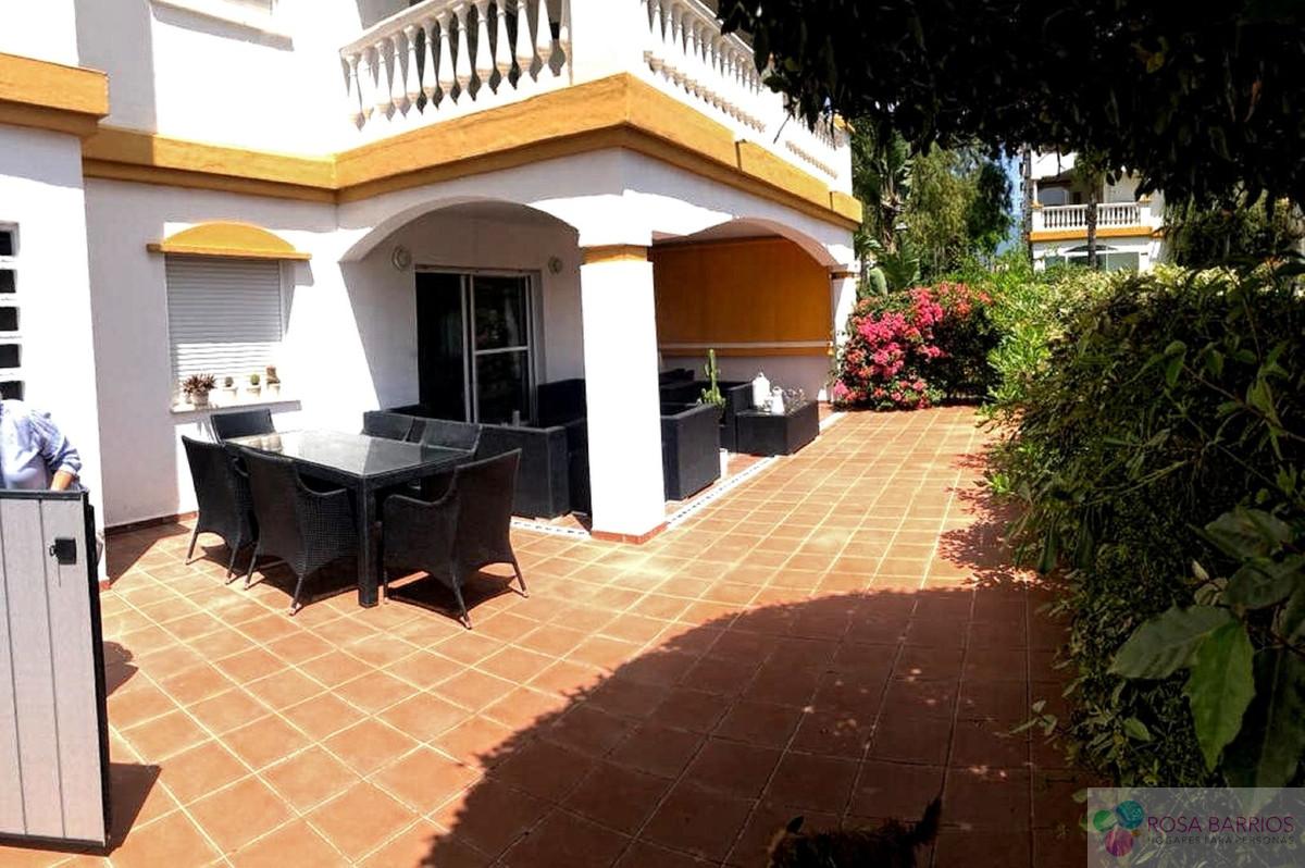 For sale of apartment in Puerto Banús