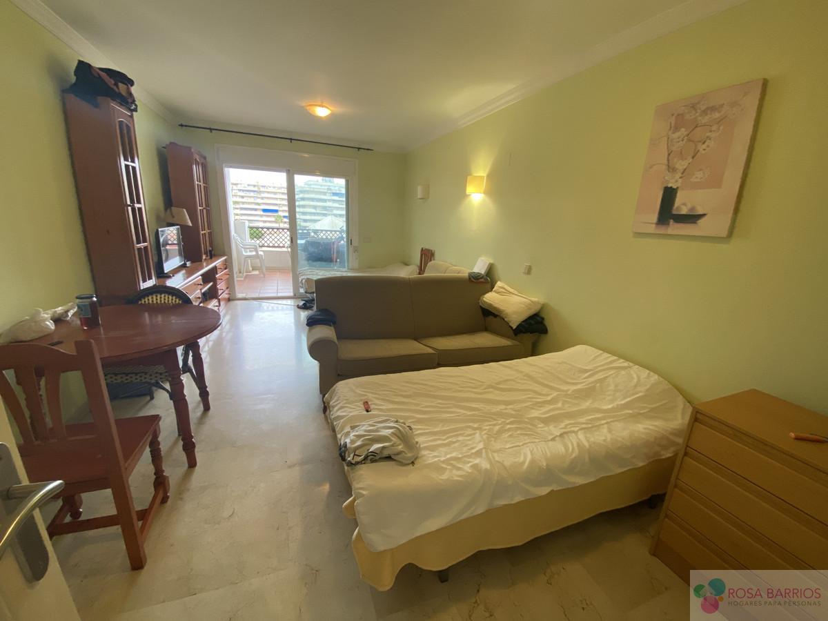 For sale of apartment in Puerto Banús