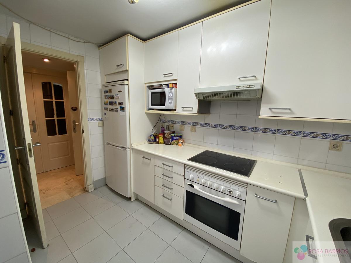 For sale of apartment in Puerto Banús