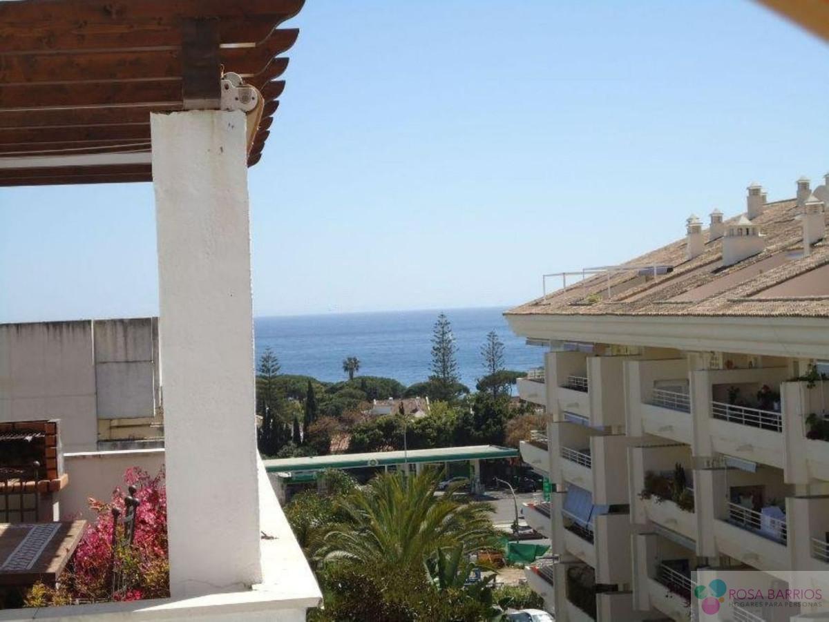 For sale of penthouse in Marbella