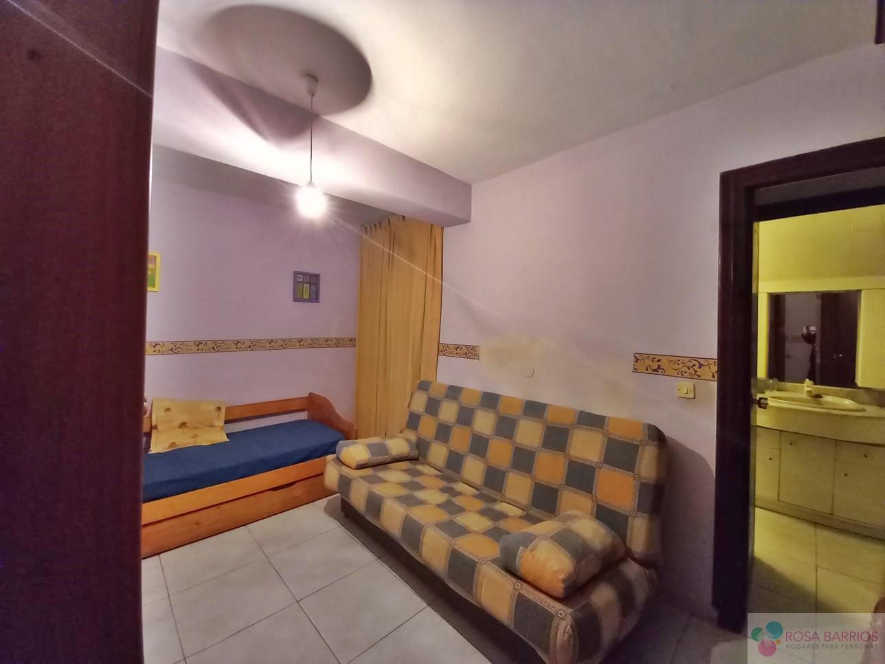 For sale of flat in San Pedro de Alcántara