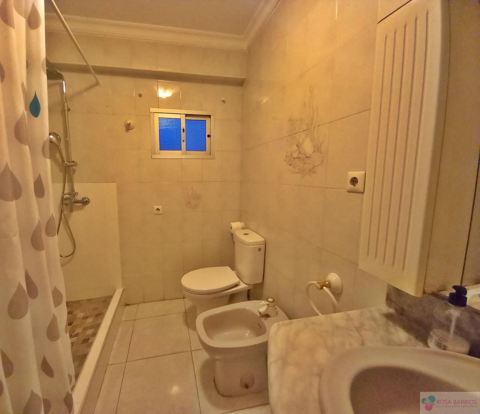 For sale of flat in San Pedro de Alcántara