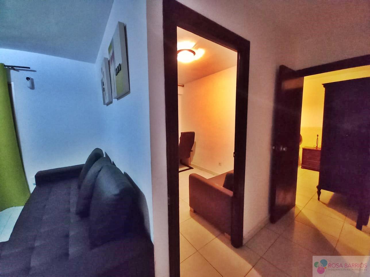 For sale of flat in San Pedro de Alcántara
