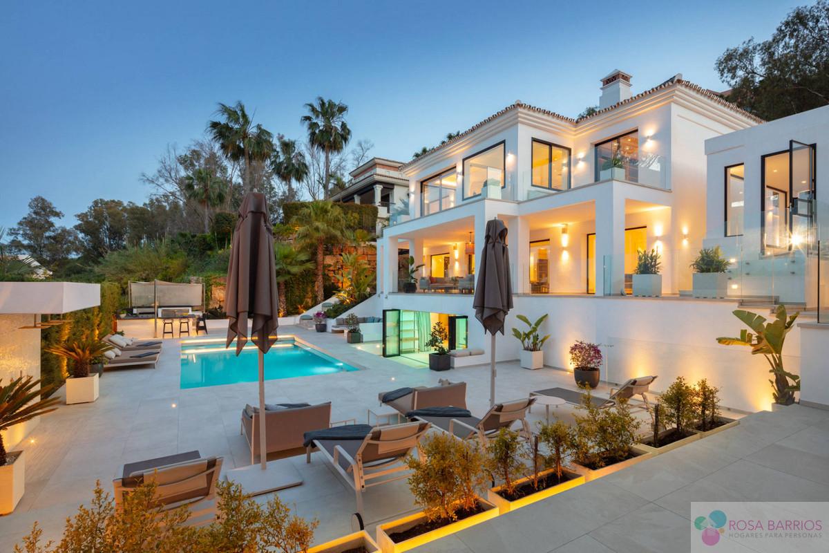 Venta de villa en Nueva Andalucía