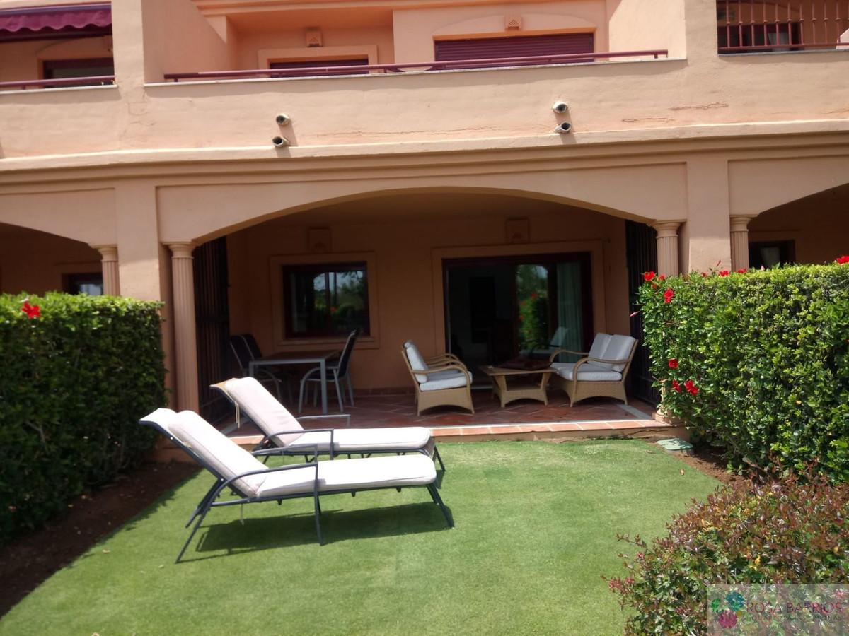 Zu verkaufen von villa in
 Estepona