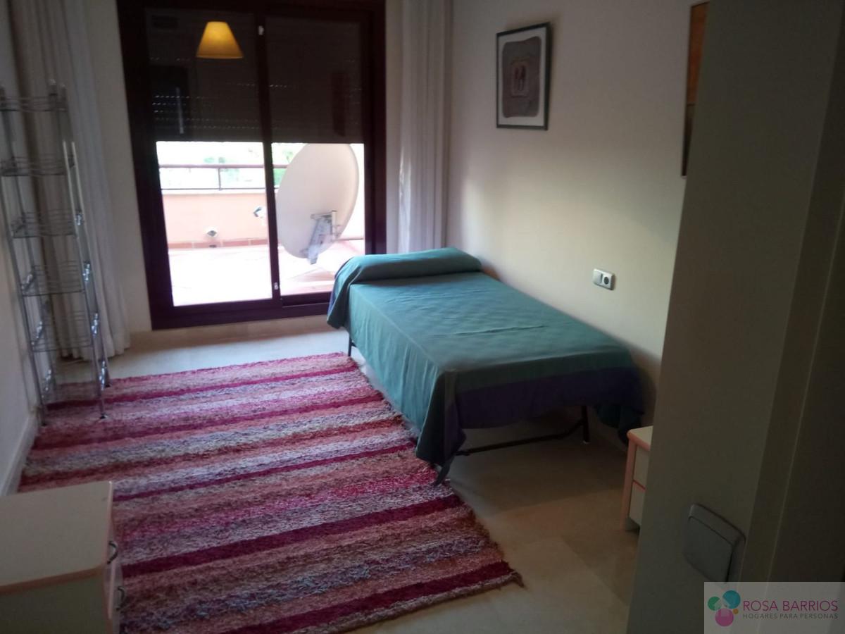 Zu verkaufen von villa in
 Estepona