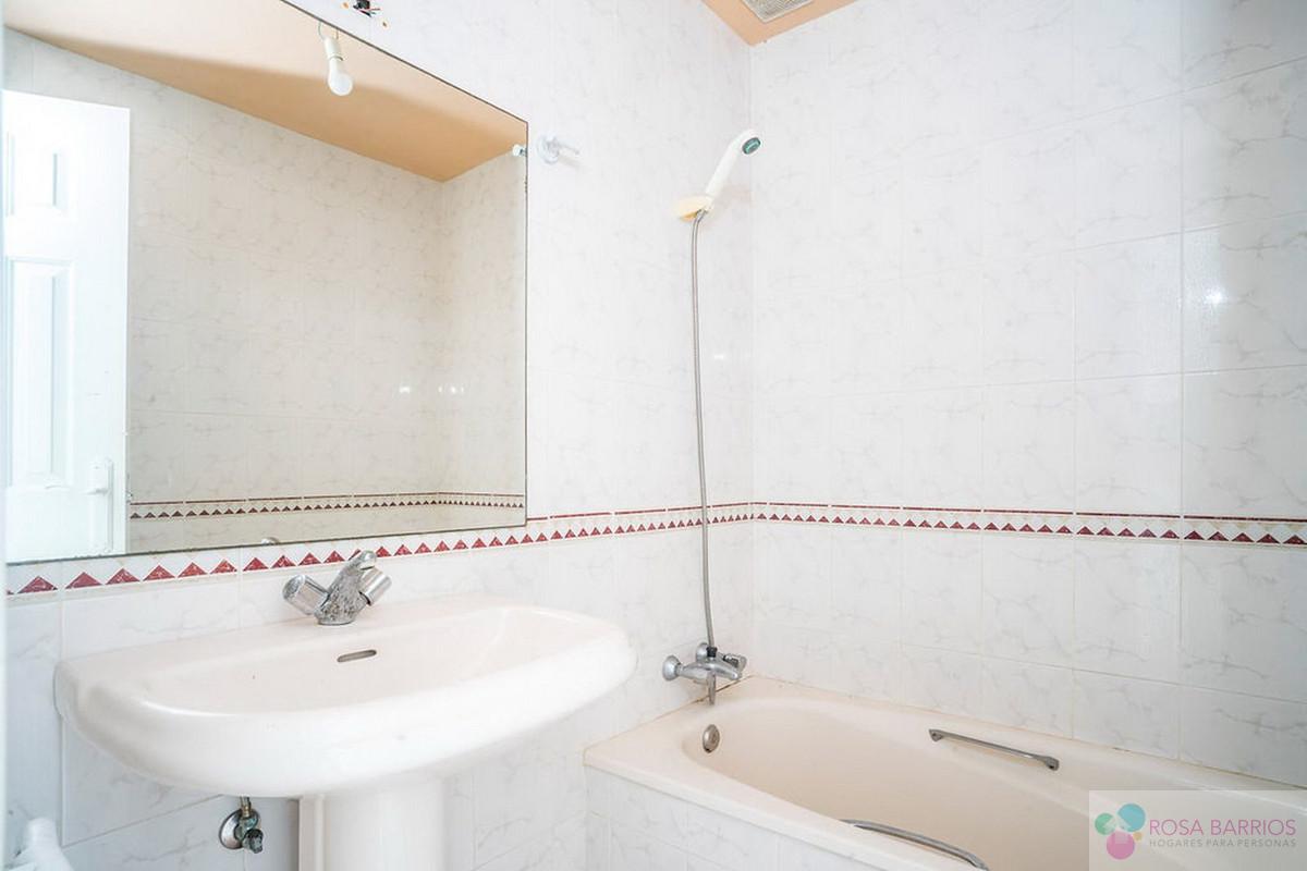 Zu verkaufen von villa in
 Estepona