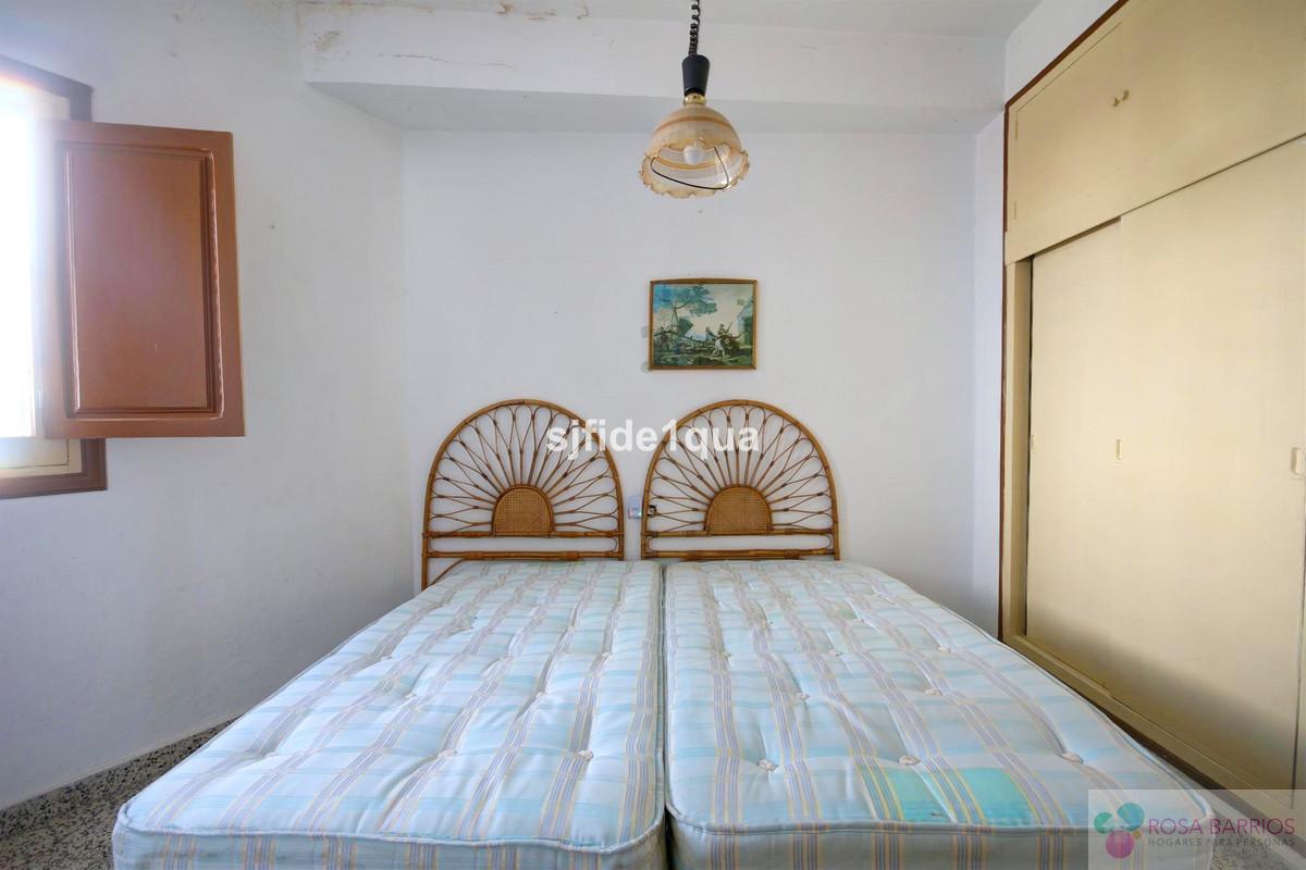 Zu verkaufen von villa in
 Estepona
