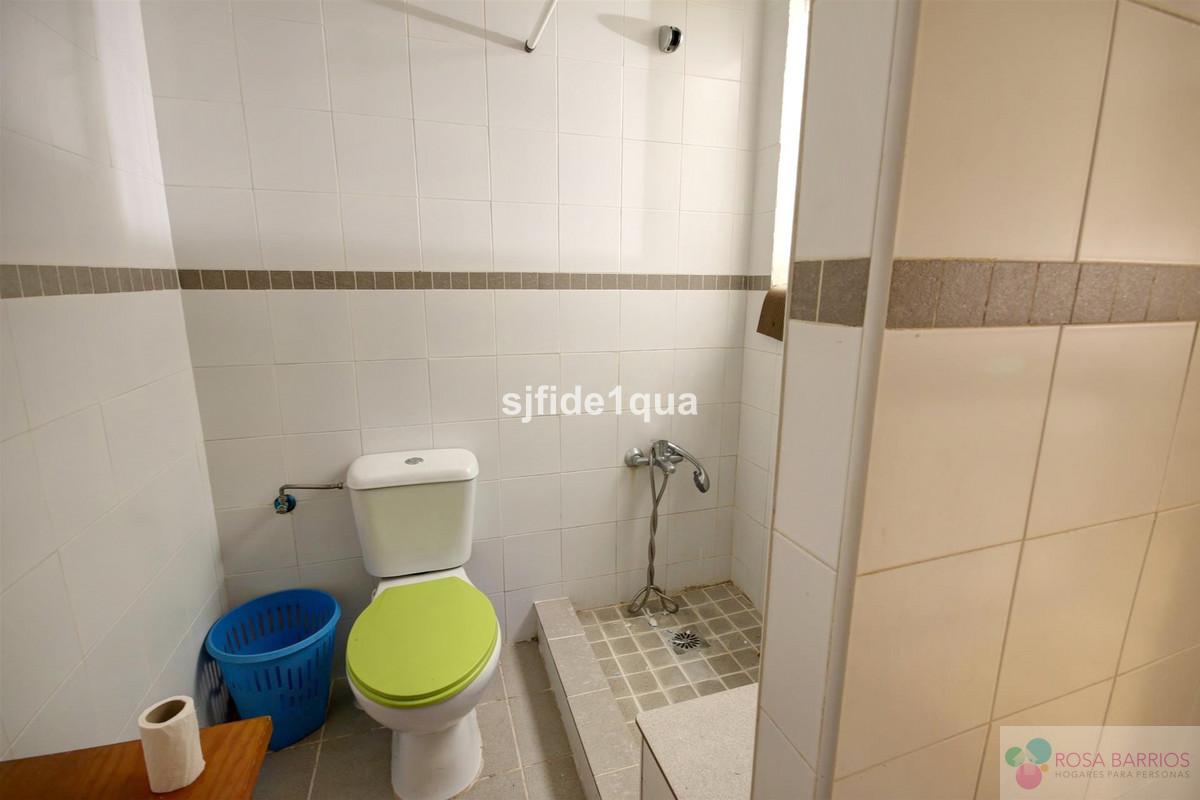 Zu verkaufen von villa in
 Estepona