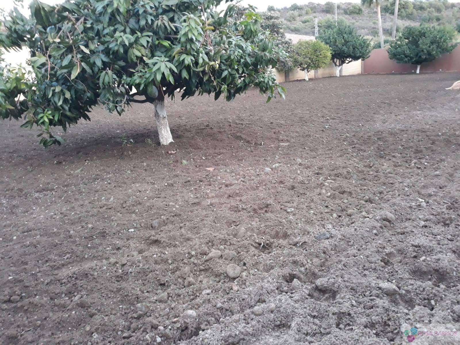 For sale of land in Estepona