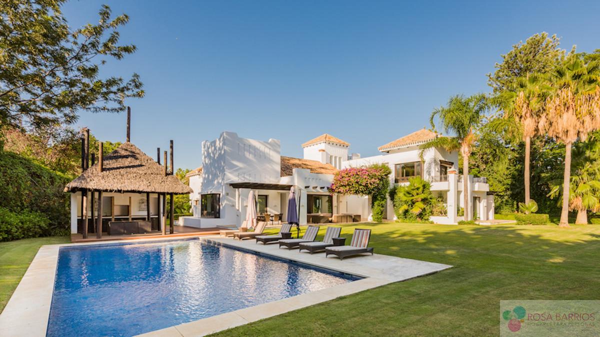 Zu verkaufen von villa in
 Guadalmina Baja