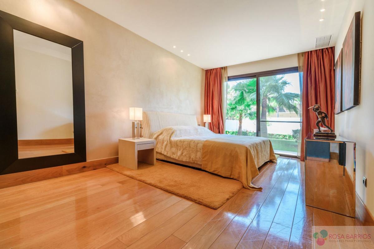 Zu verkaufen von villa in
 Guadalmina Baja