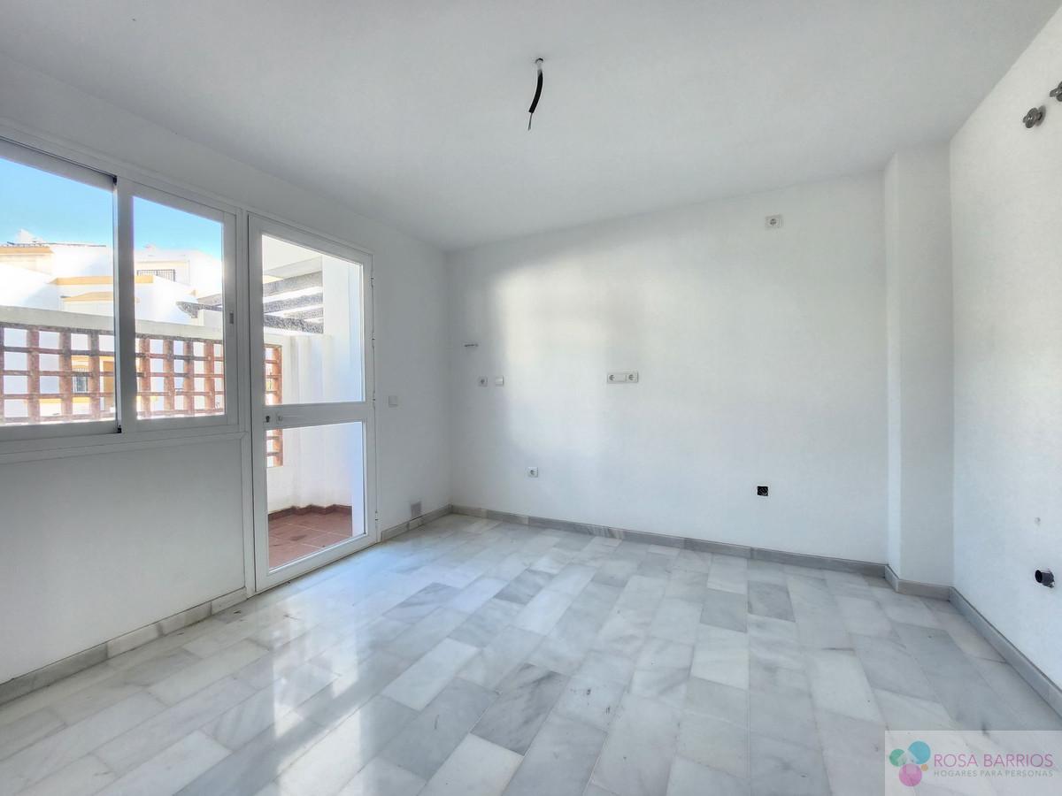 For sale of villa in Estepona
