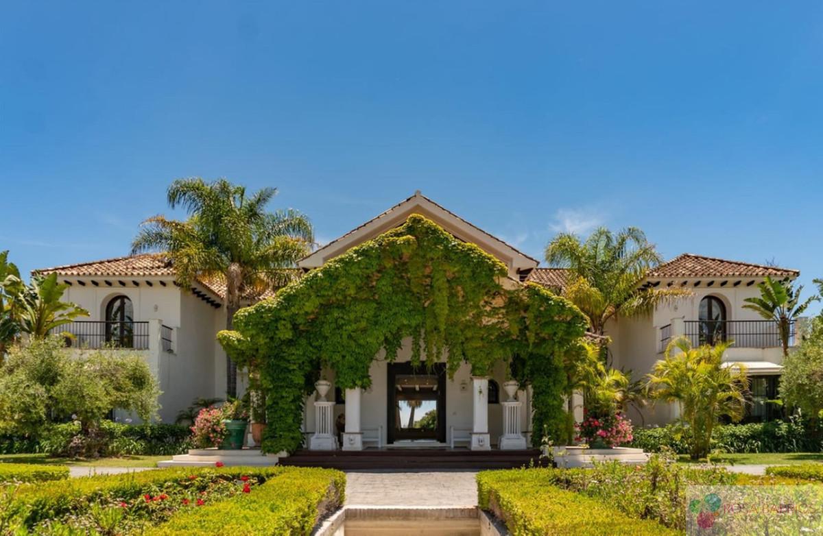 Zu verkaufen von villa in
 Estepona