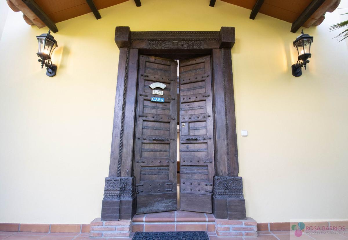 Venta de villa en Nueva Andalucía