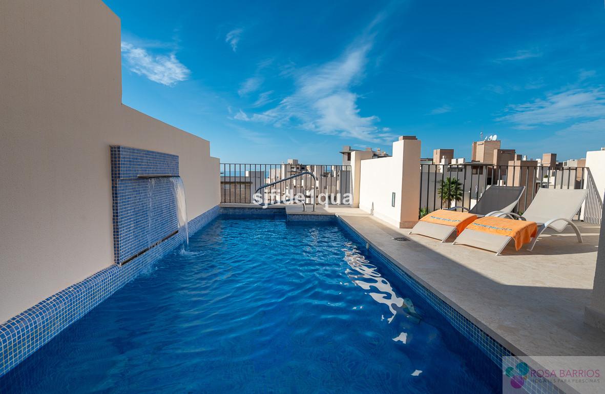 Zu verkaufen von penthouse in
 Estepona