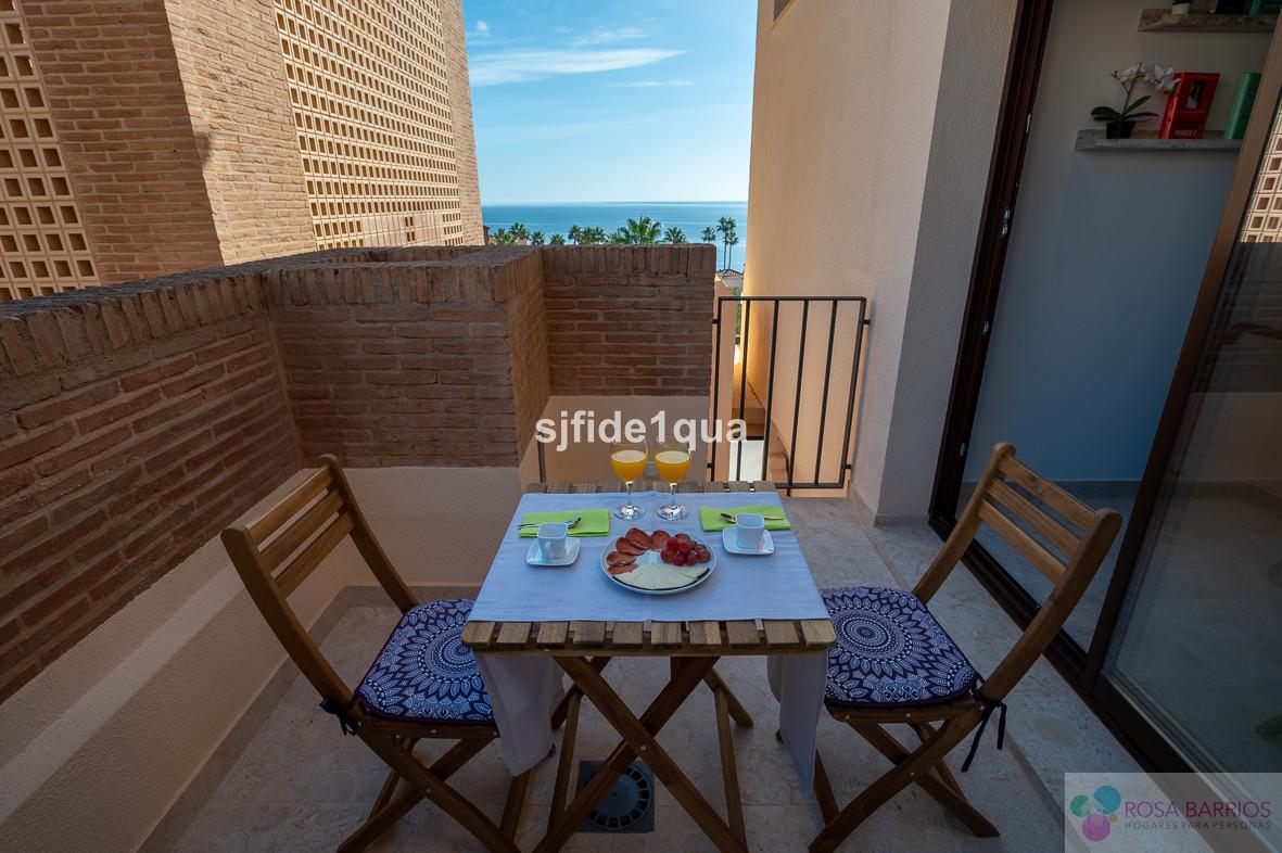 Zu verkaufen von penthouse in
 Estepona